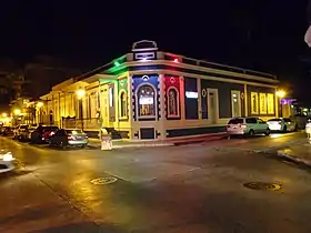 A nightlife scene in Ponce during a week night